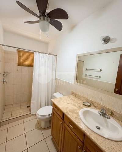 Casa en alquiler en Santo Domingo - Imagen 3