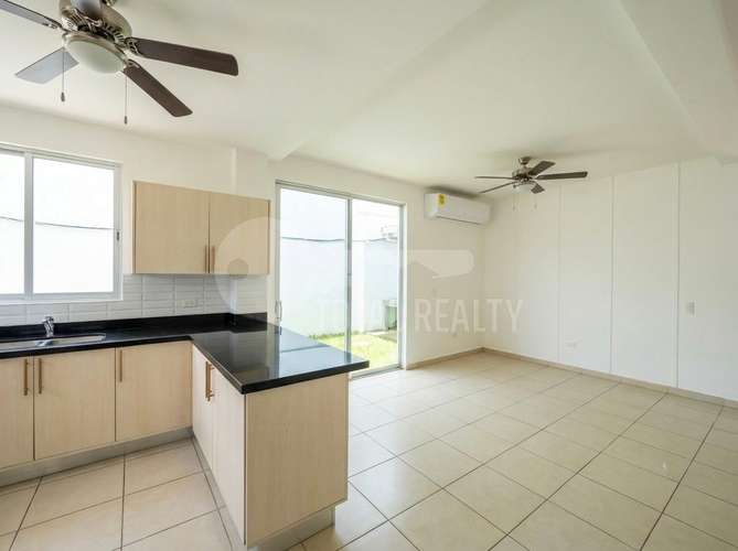 Casa en alquiler en Portal de la Estancia, Santo Domingo - Imagen 5