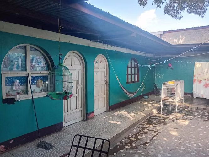 CASA AMPLIA EN VENTA COLONIA 09 DE JUNIO