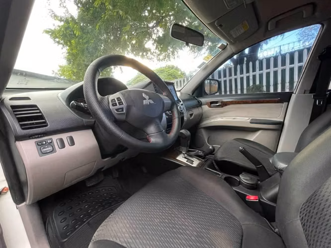 Mitsubishi Nativa año 2016