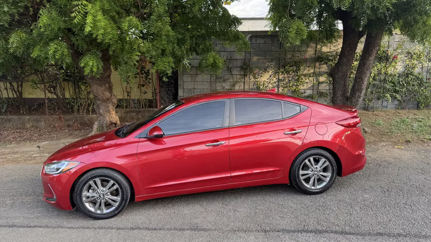 Vendo Hyundai Elantra 2017 Limited