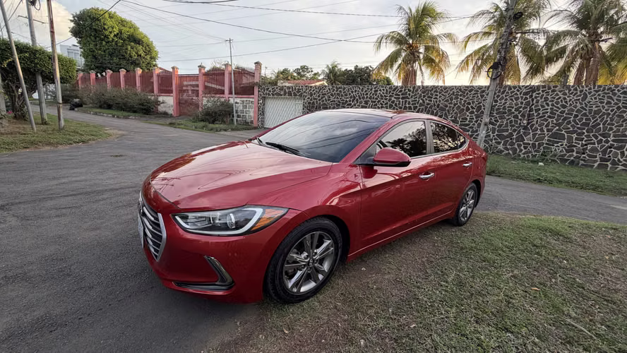 Vendo Hyundai Elantra 2017 Limited