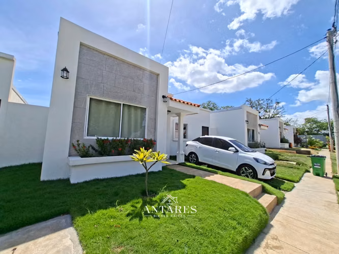 Alquiler de Casa en Residencial en Carretera Masaya