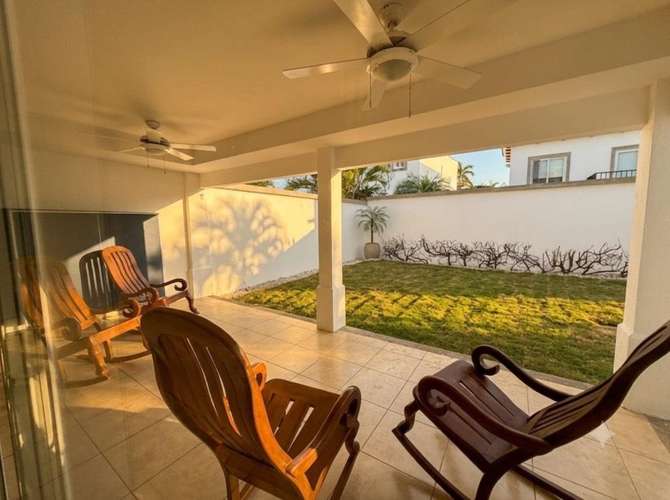 Elegante Casa en Renta de cuatro habitaciones en Alamedas de las Colinas - Imagen 4