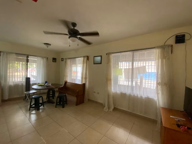 SL-Vendo casa en Santa Ana - Imagen 10
