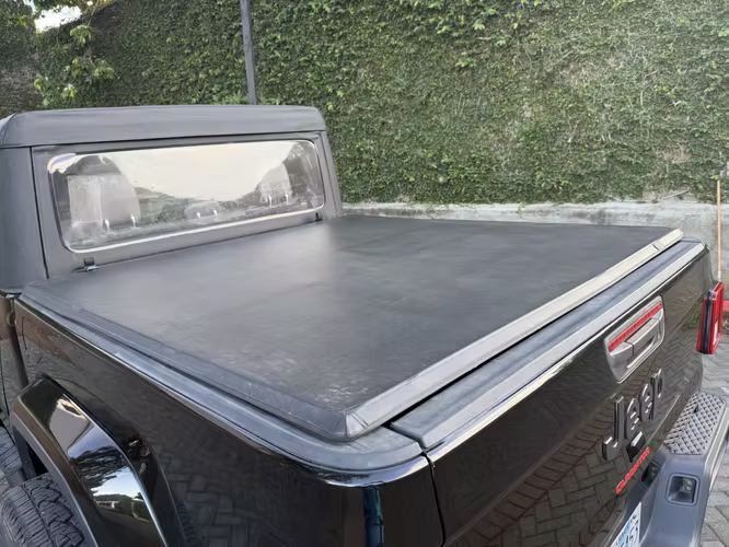 JEEP RUBICON GLADIADOR -2024