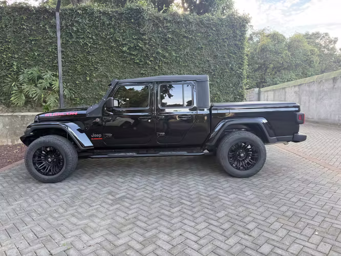 JEEP RUBICON GLADIADOR -2024