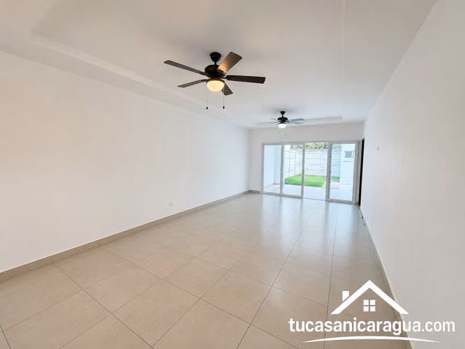 Se renta casa nueva en las colinas managua
