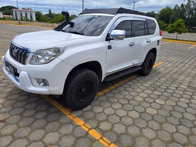 Toyota Prado TXL Mecánica 4x4 2013