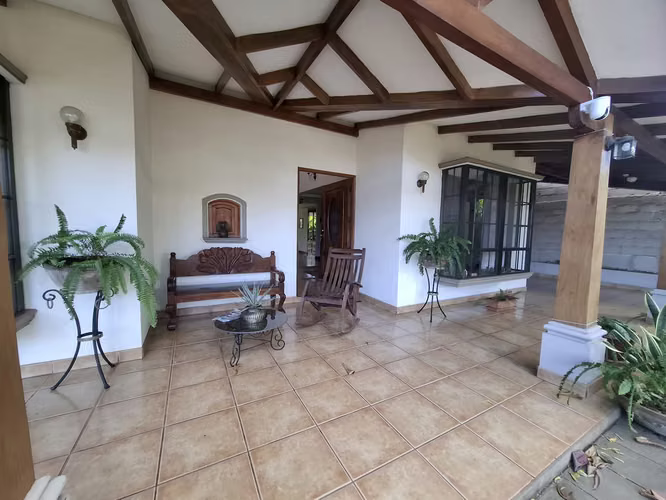 Casa Los Robles