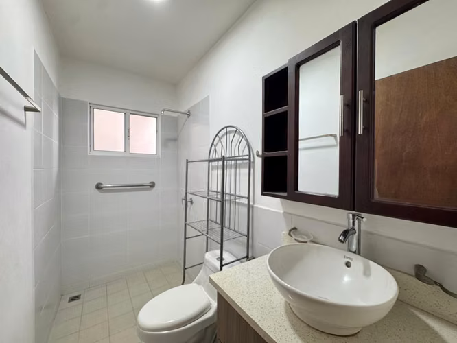 Venta de Casa en Carretera a Masaya - Imagen 11