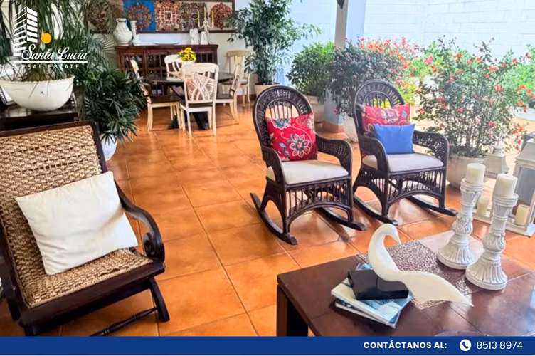 Casa Amueblada de Lujo en Renta en Residencial - LL