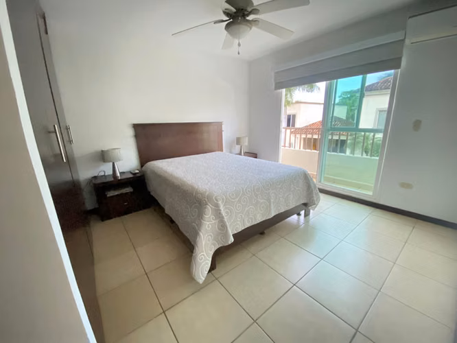 Rento Casa Amueblada en Las Colinas - Imagen 15