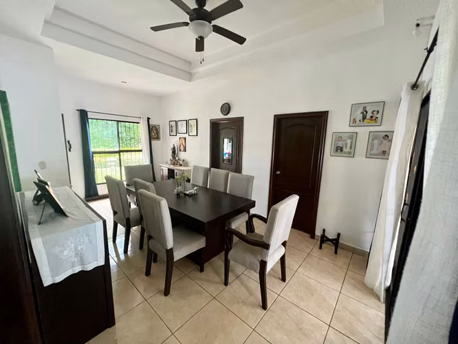  CASA ESTILO COLONIAL EN VENTA