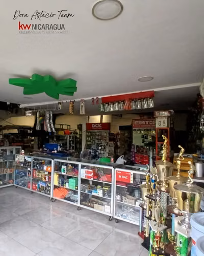 ¡En venta! Propiedad esquinera comercial en zona ferretera, Managua.