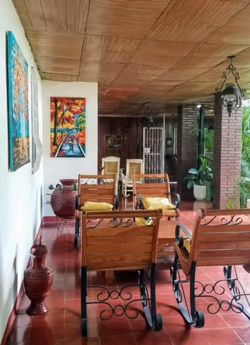 Cuarto con pantry a 5' de galerias Santo Domingo
