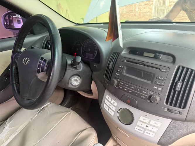 Hyundai Avante 2009