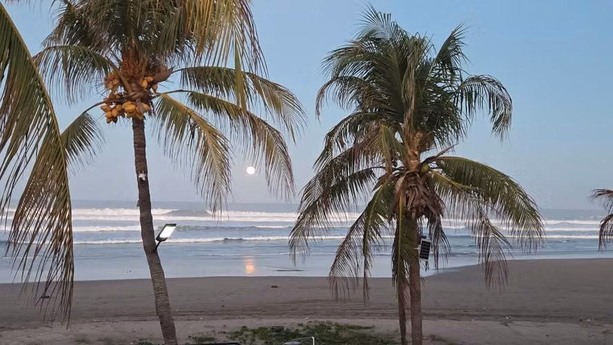 Beautiful house in the beach Pochomil