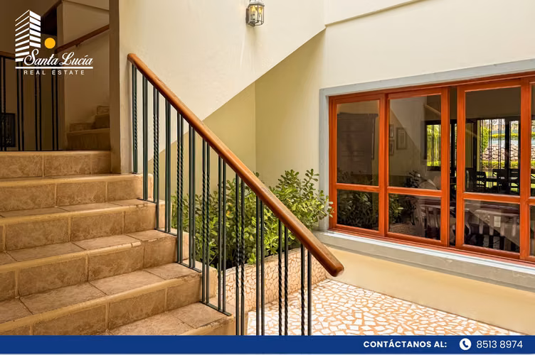 Casa de Lujo en Venta en Mirador de Santo Domingo - LL 