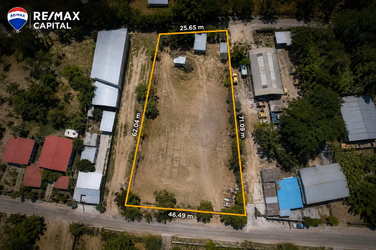 Amplio Lote Residencial en Villa El Rosario - Imagen 2