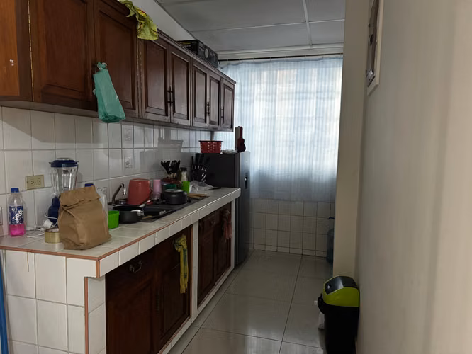 Venta de Propiedad con 3 apartamentos en Bosques de Altamira