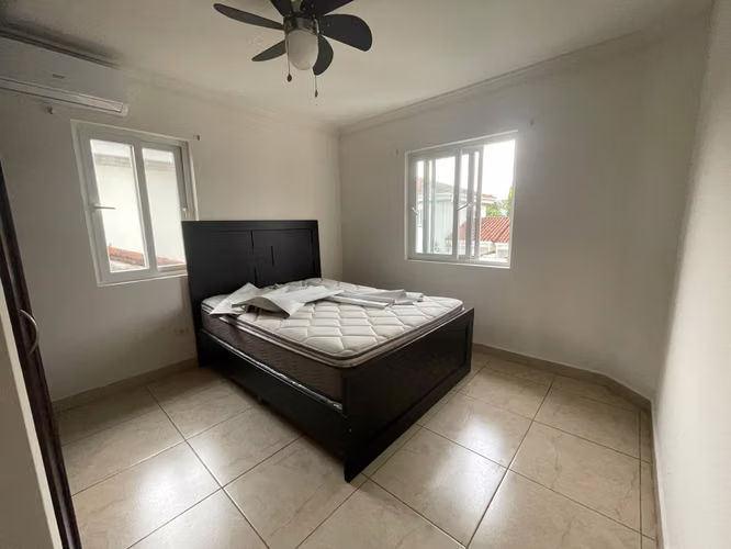 Venta de Casa en Las Colinas - Imagen 14