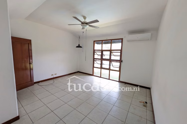 renta con piscina en zona exclusiva - Imagen 4