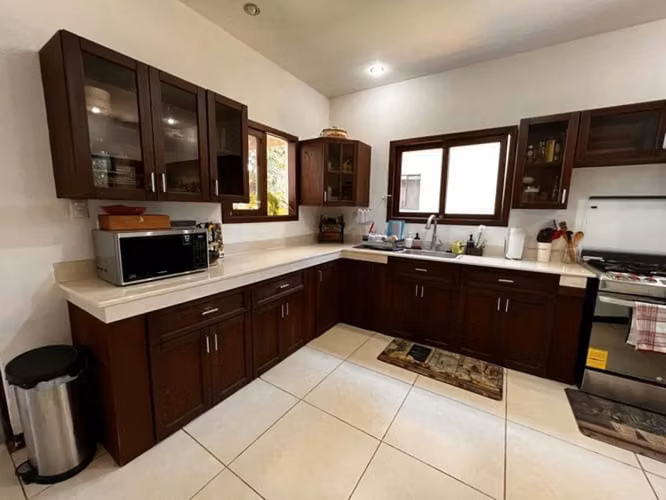 Casa en Venta | Las Colinas, cerca del Colegio Pierre and Marie Curie