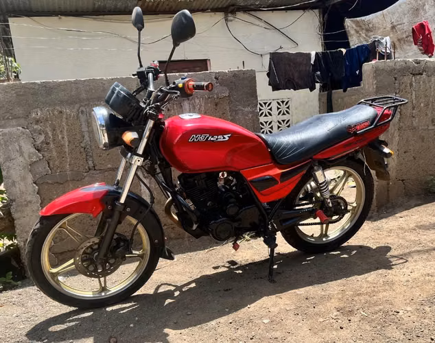 Se vende Génesis HJ 125S - Imagen 2