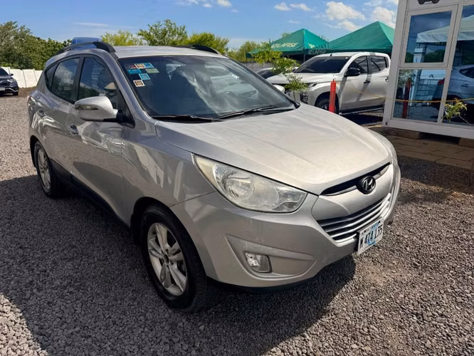 HYUNDAI TUCSON AÑO 2011
