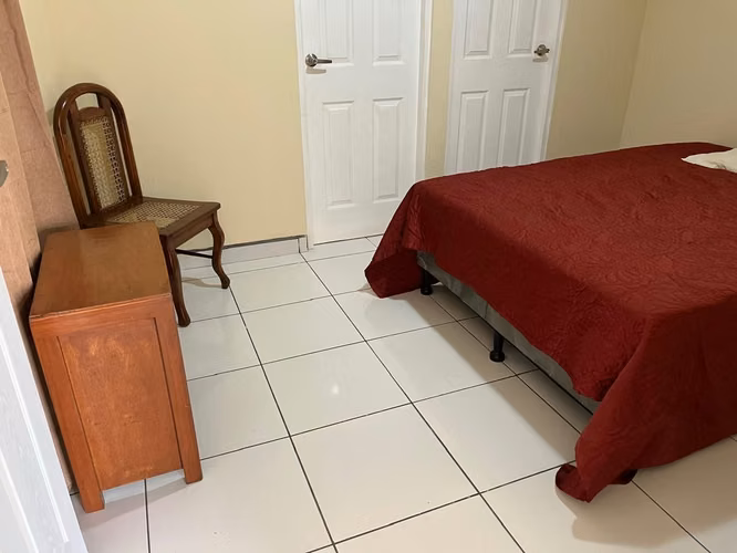 Alquiler de Apartamento en Altamira - Imagen 8