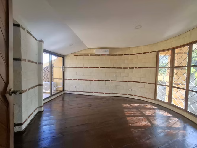 GG - Venta, casa con vista panorámica en Villa Fontana Sur. - Imagen 7
