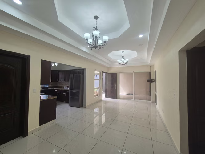 Venta de Linda Casa en km 15.9  Carretera a Masaya - Imagen 4