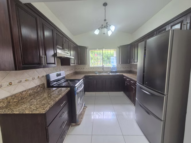 Venta de Linda Casa en km 15.9  Carretera a Masaya - Imagen 17