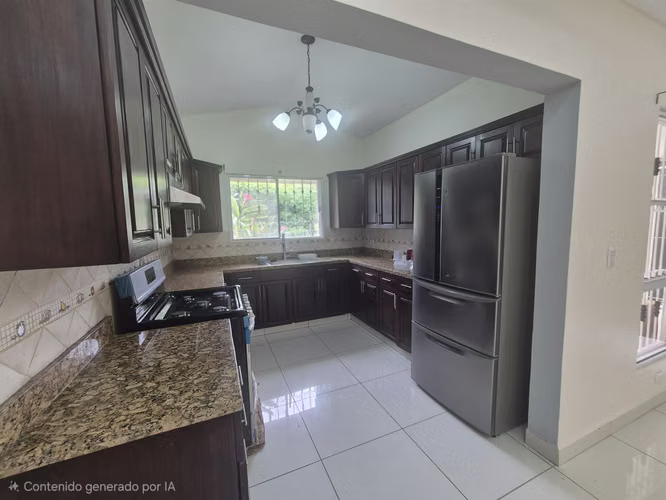 Venta de Linda Casa en km 15.9  Carretera a Masaya