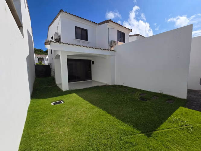 Se renta casa en el cortijo