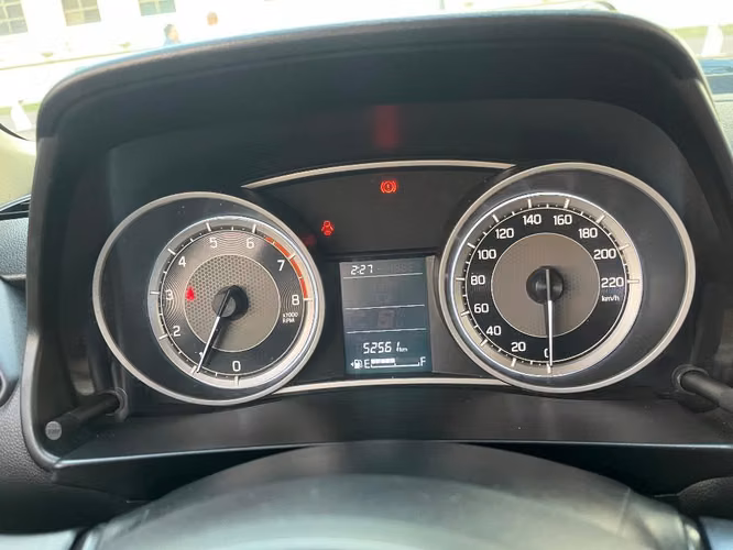 Suzuki Dzire año 2020 - Imagen 3