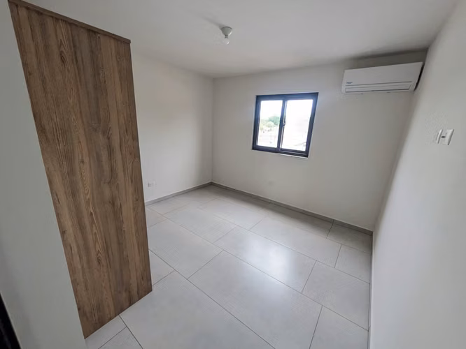 casa nueva de 4 habitaciones mas el cuarto de servicio - Imagen 9