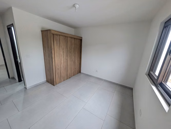 casa nueva de 4 habitaciones mas el cuarto de servicio - Imagen 5
