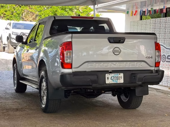 NISSAN NP300 FRONTIER AÑO 2025 - Imagen 4