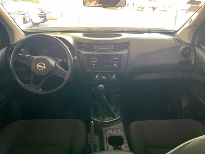NISSAN NP300 FRONTIER AÑO 2025 - Imagen 5