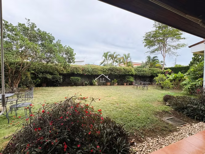 LL-Se Renta Casa Amoblada en Condominio Cerrado en Km 11 de Carretera Masaya