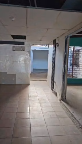 Renta de Local en Los Robles - Imagen 7