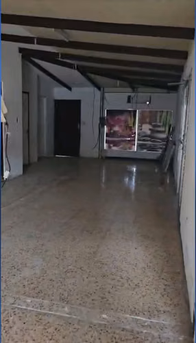 Renta de Local en Los Robles - Imagen 3