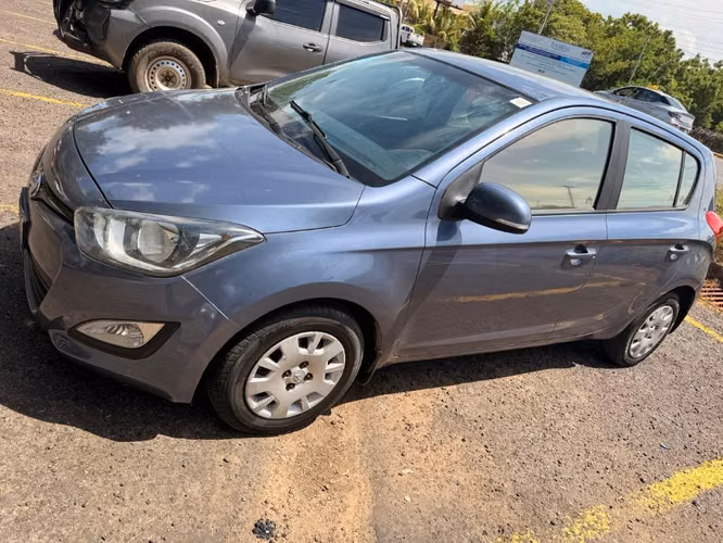 VENDO HYUNDAI I20 2014 MECÁNICO