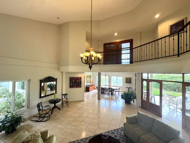 Alquiler de Casa en Villa Fontana Sur