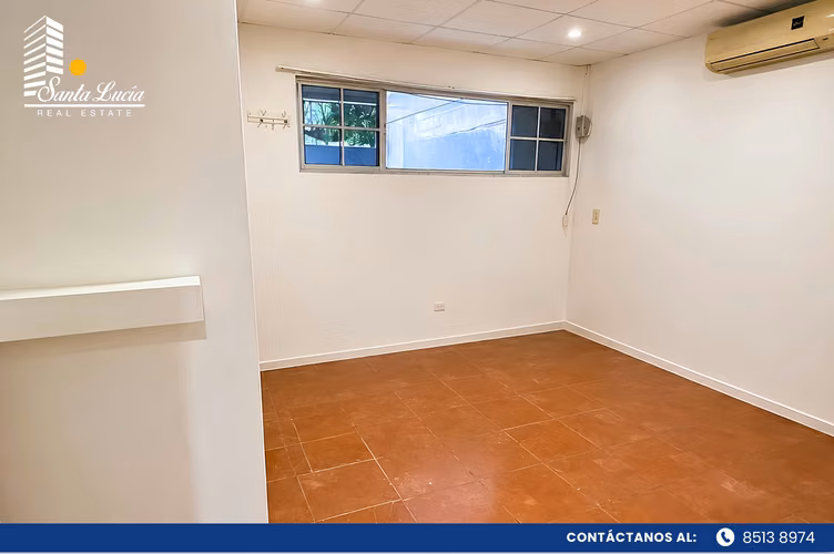 Casa en Venta en Las Brisas, Managua - MA