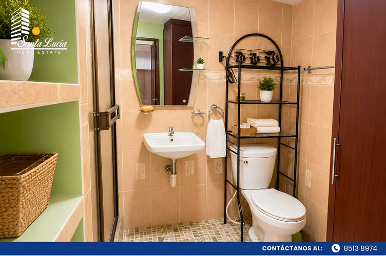 Casa en Venta en Las Brisas, Managua - MA