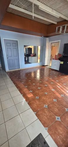 Venta de Casa en Colonia Centroamerica - Imagen 3