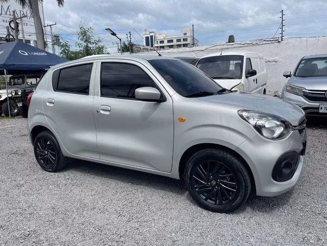 SUZUKI CELERIO 2024 AUTOMÁTICO